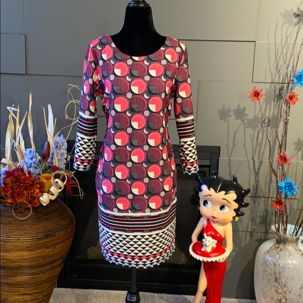 NWT Adele Altman Italian made Shift Dress